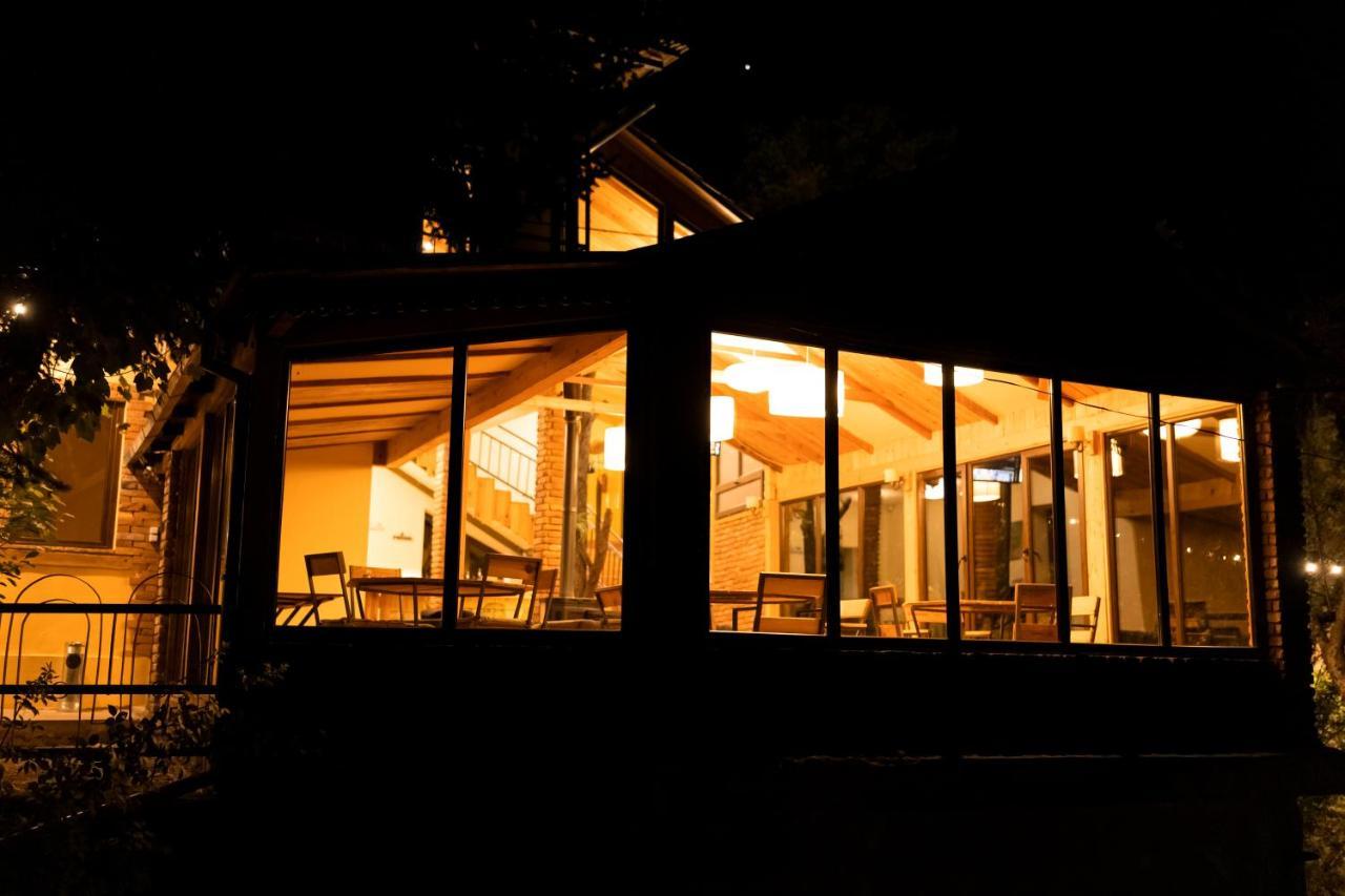 Arevatun Dilijan Exterior foto