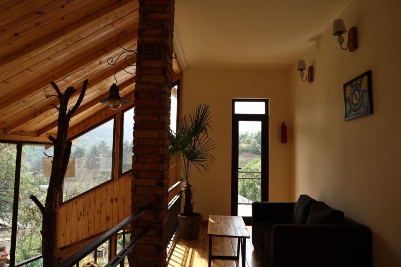 Arevatun Dilijan Exterior foto